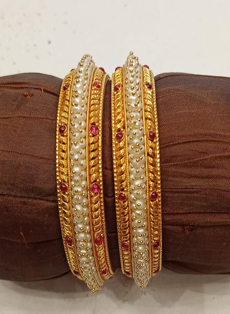 antique gold bangle
